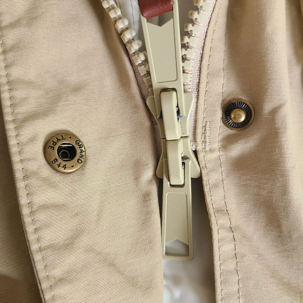 Woolrich Women's Beige Outer Shell Hooded Outdoor Jacket Medium Rain Coat - Picture 15 of 15